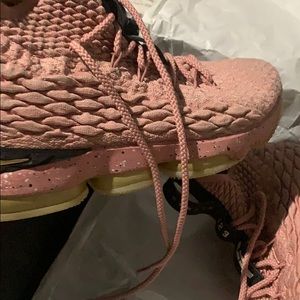 Nike Shoes - Lebron 15 pink used Nike Shoes - Lebron 15 pink used